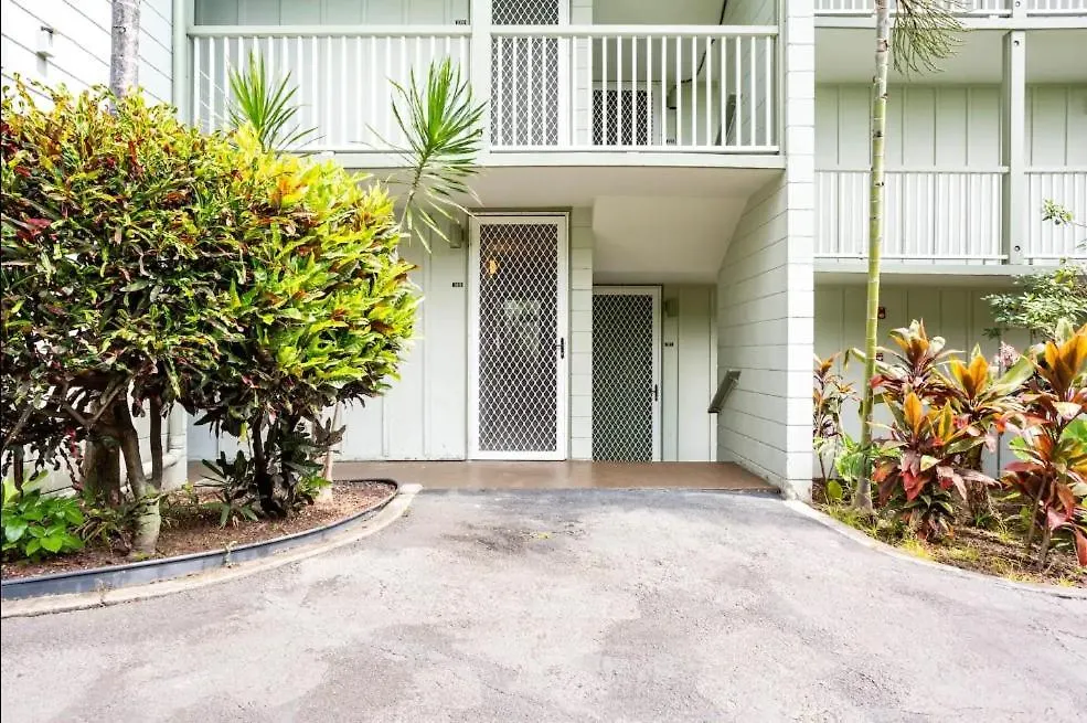 Downtown Hawaiian Theme Condo With Hot Tub, Pool & Beach - Kona Islander Inn Kailua-Kona